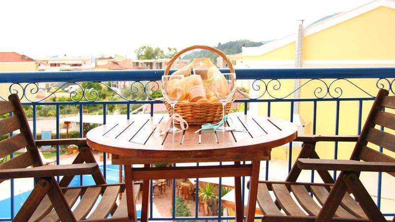 Aparthotel G George Nydri  Esterno foto