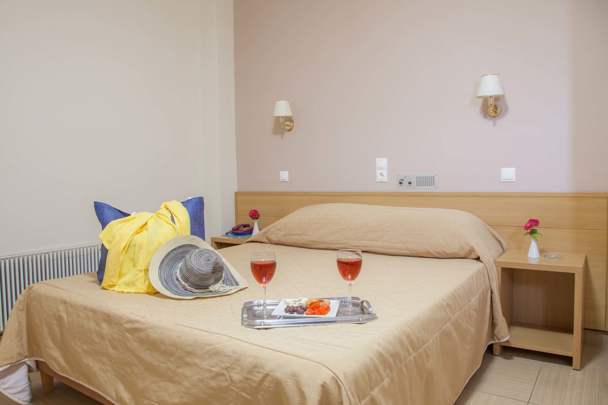 Aparthotel G George Nydri  Esterno foto